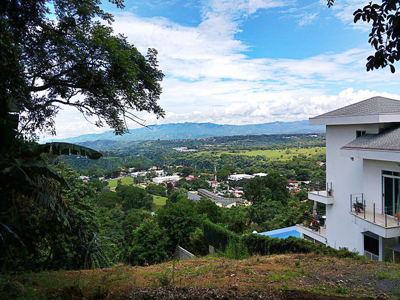 Sale of Lot for Residence in Ciudad Colón-condominio Altamira — photo 8 of 8