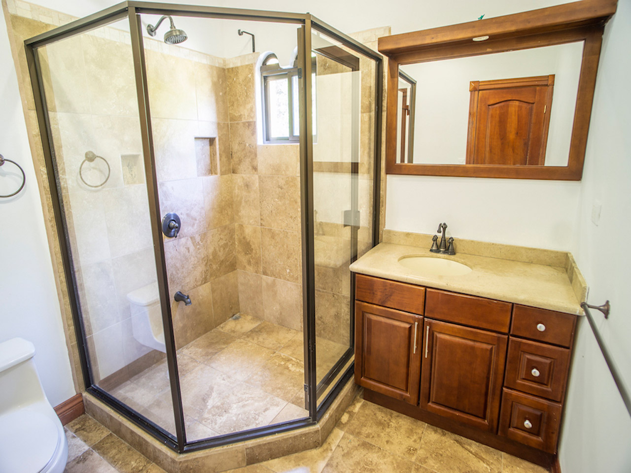 House for Sale in Guacima — photo 8 of 10