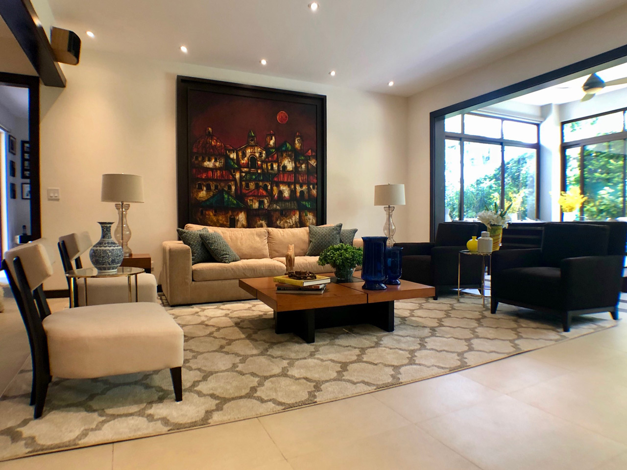 House for Sale in Hacienda Del Sol — photo 2 of 10