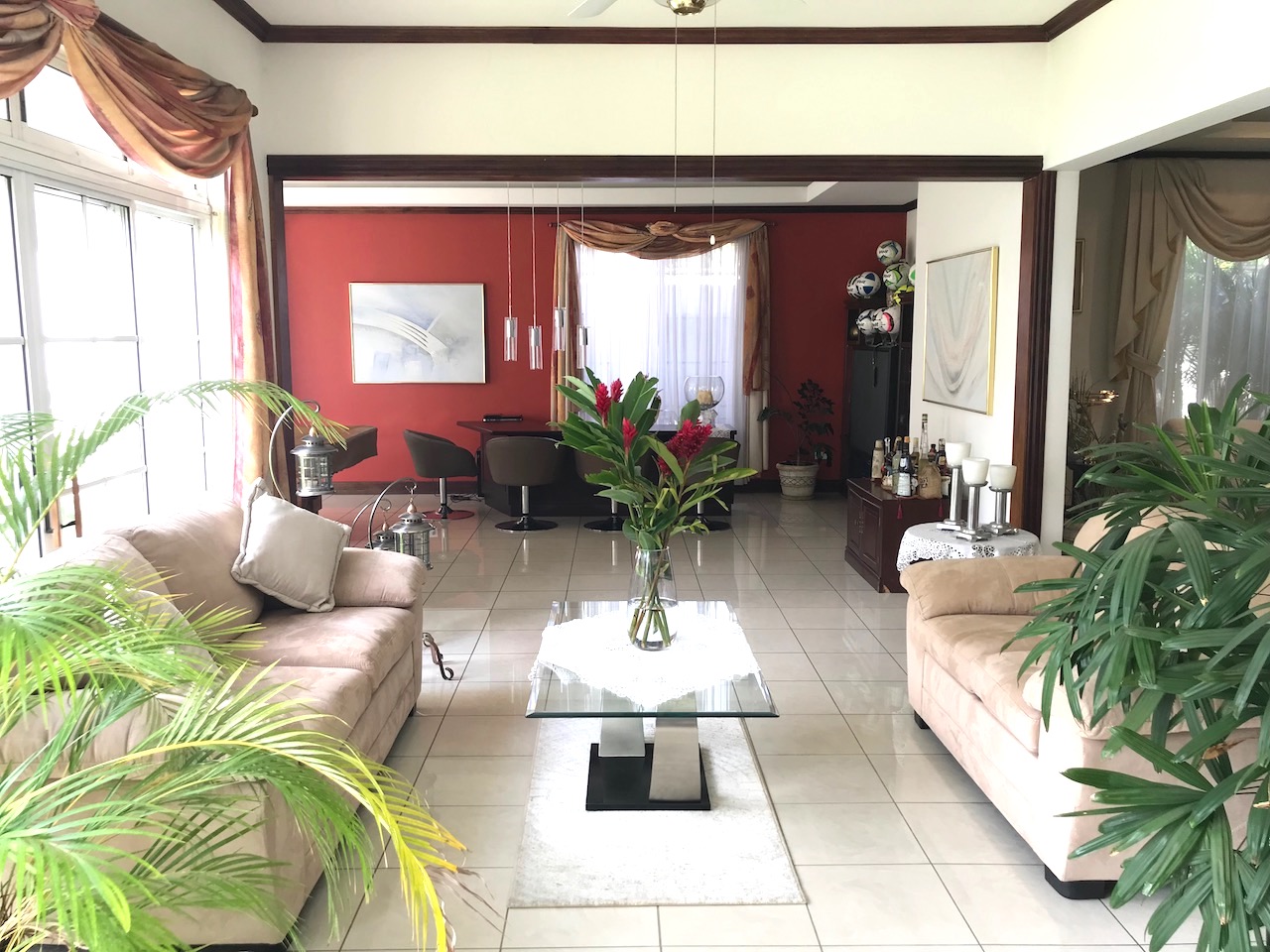 House for Sale!! Located in Santa Ana!! — foto 5 de 10