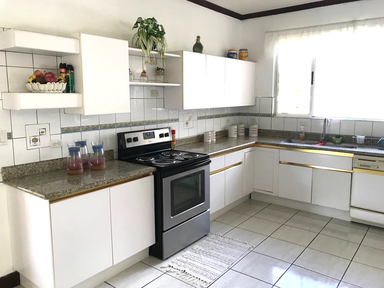 House for Sale!! Located in Santa Ana!! — foto 9 de 10