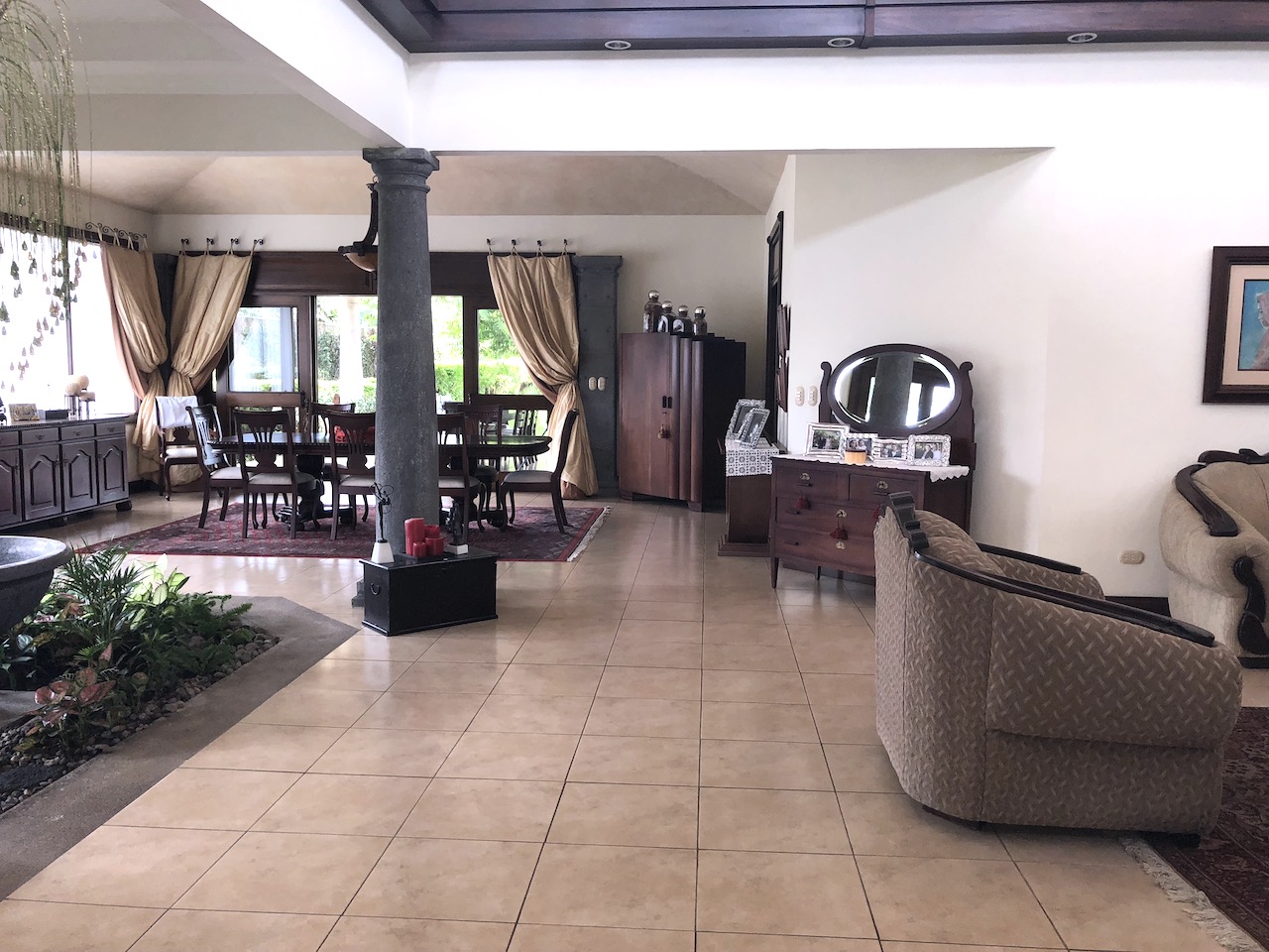 Sale of House in Condominium La Cañada, Alajuela — foto 2 de 10