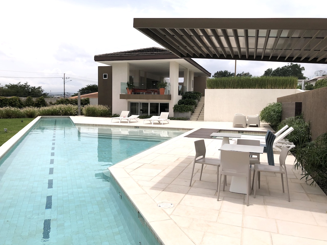 New Apartments in Guachipelin-escazú — photo 2 of 10