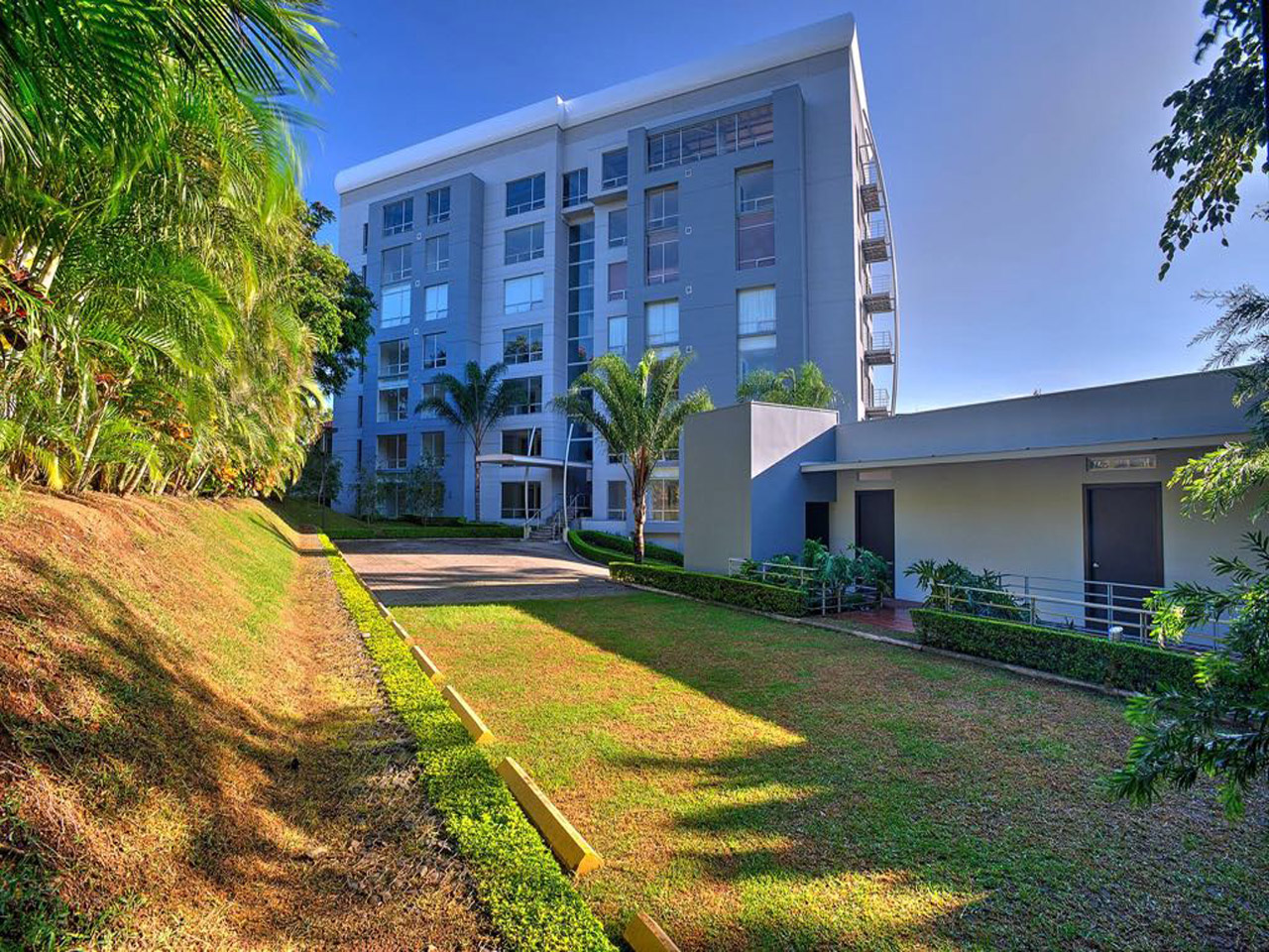 Apartment for Sale in Exclusive Tower in Escazú, San Rafael, Escazú, San José