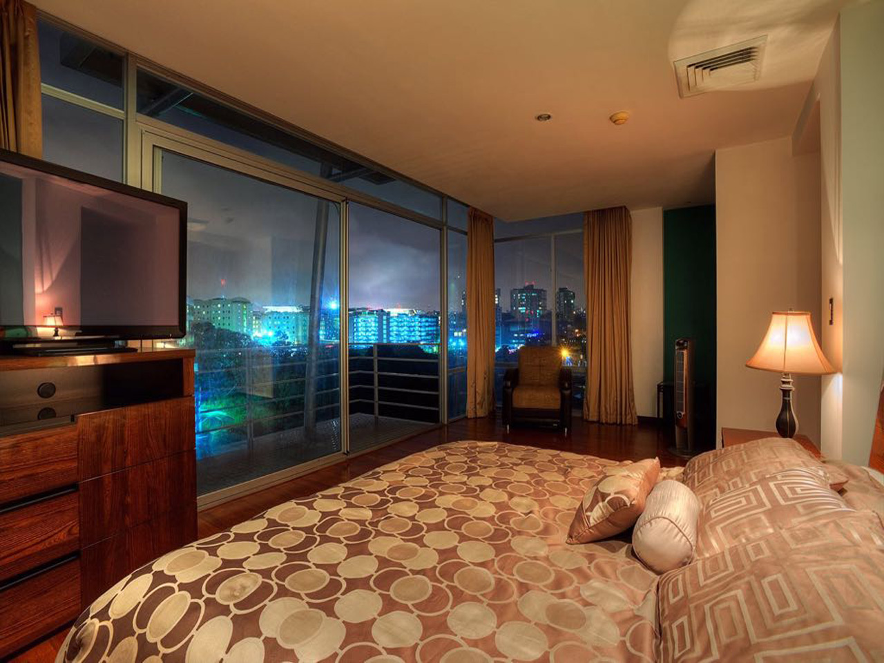 Apartment for Sale in Exclusive Tower in Escazú — foto 5 de 10