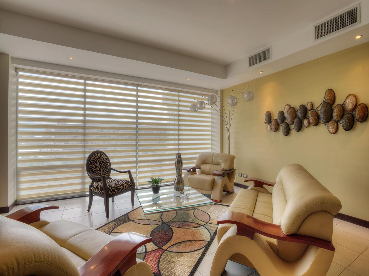 Apartment for Sale in Exclusive Tower in Escazú — foto 8 de 10