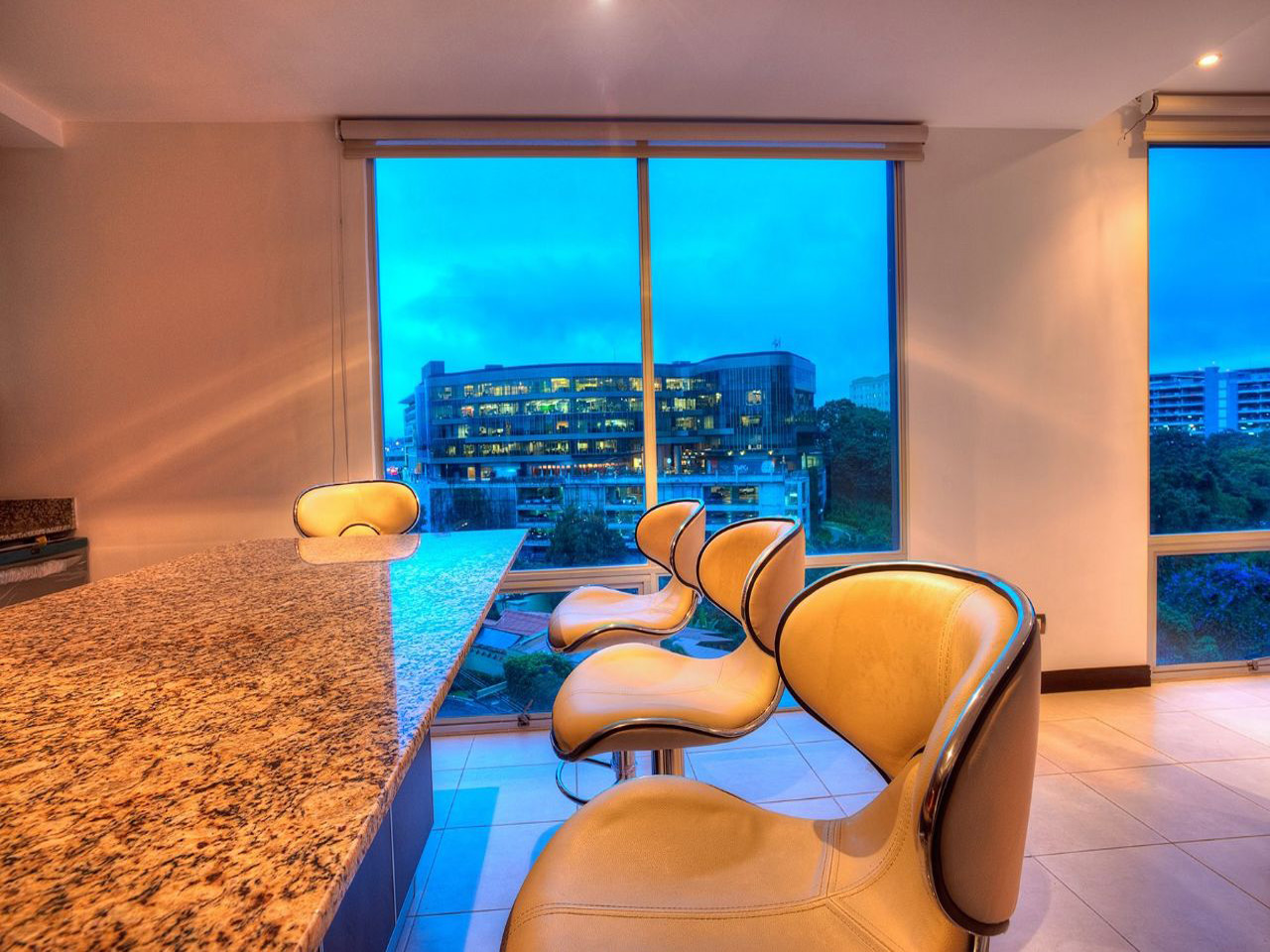 Apartment for Sale in Exclusive Tower in Escazú — foto 10 de 10