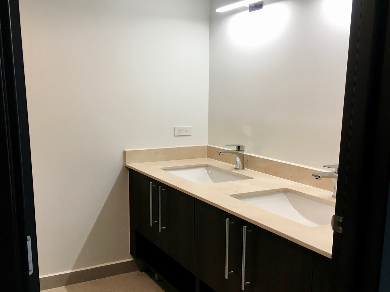 Apartment for Sale in Qbo, for Investment — foto 9 de 10
