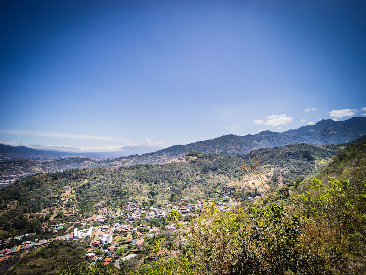 Stunning Lotes for Sale in Condominium with Amazing Views in Santa Ana — photo 3 of 10
