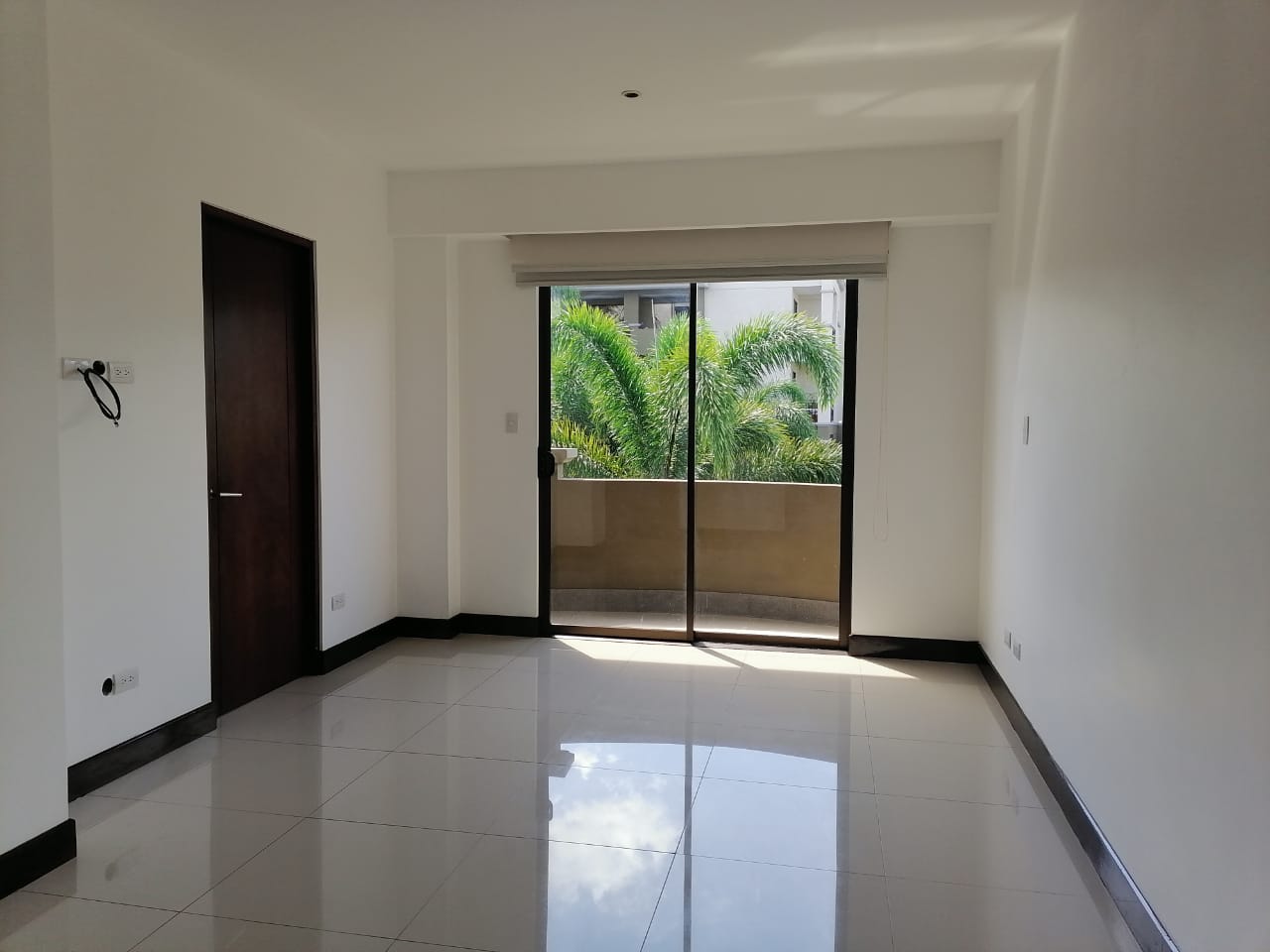 Apartment for Sale in Montesol Condominium for Investment — photo 4 of 8