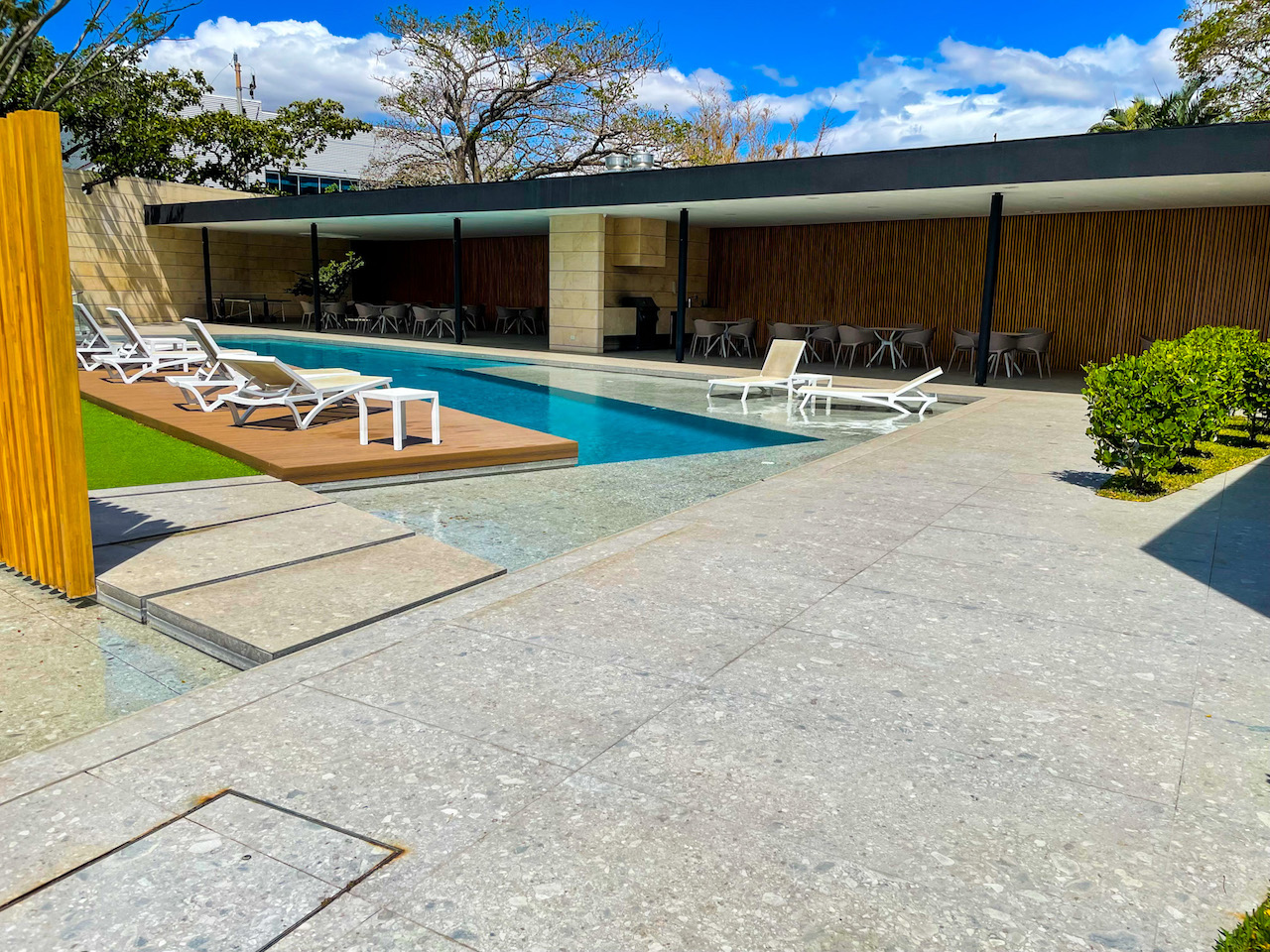 Sale of House for Investment in Condominium — photo 6 of 8