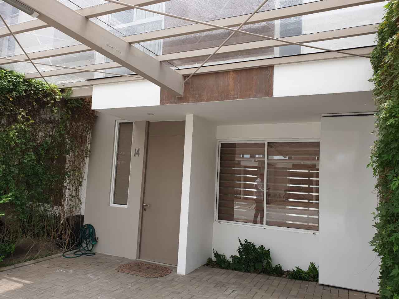 Sale Santa Ana Village / for Investment — photo 7 of 10
