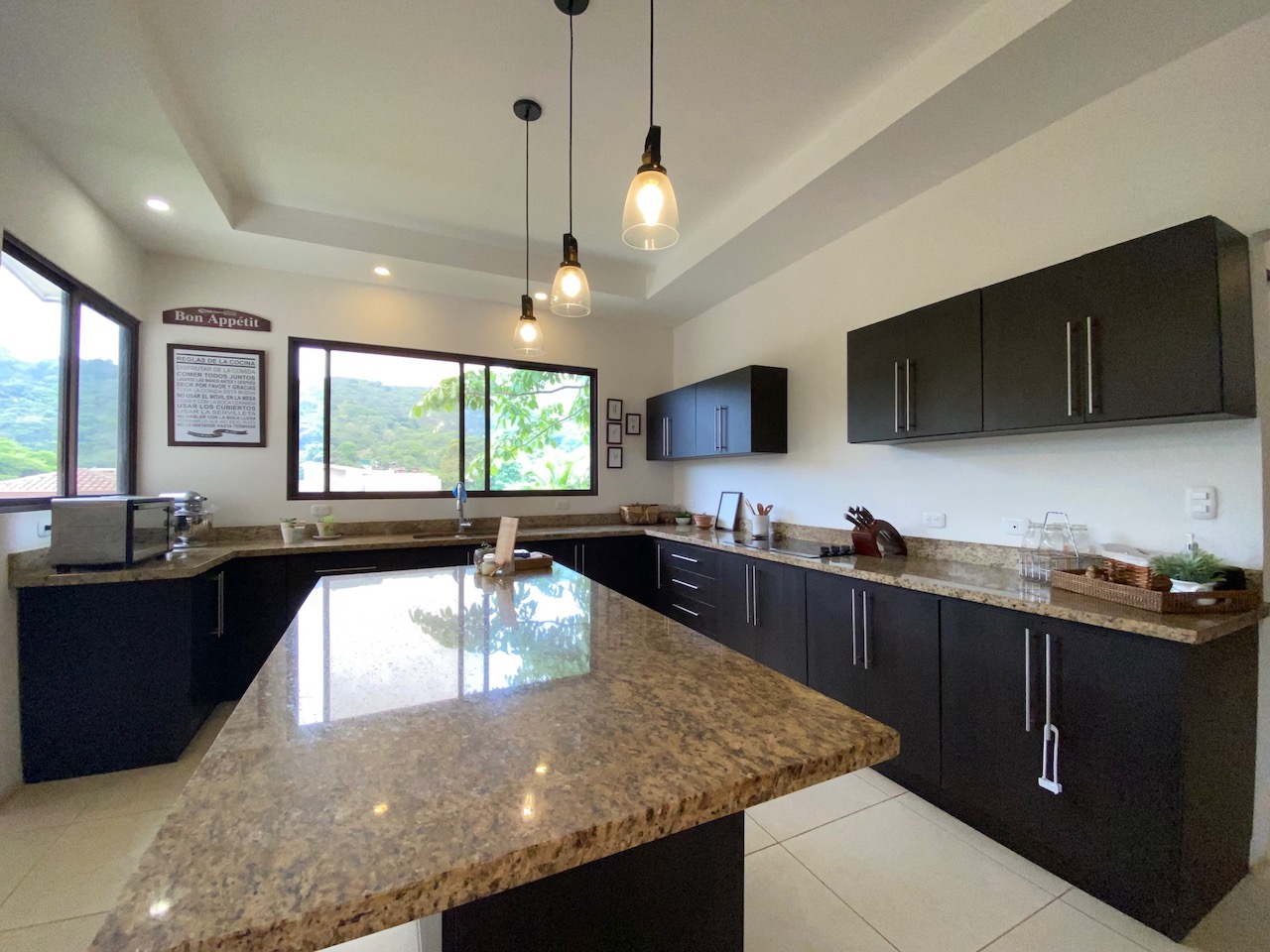 One Floor House in Condominium, Rio Oro — foto 4 de 10