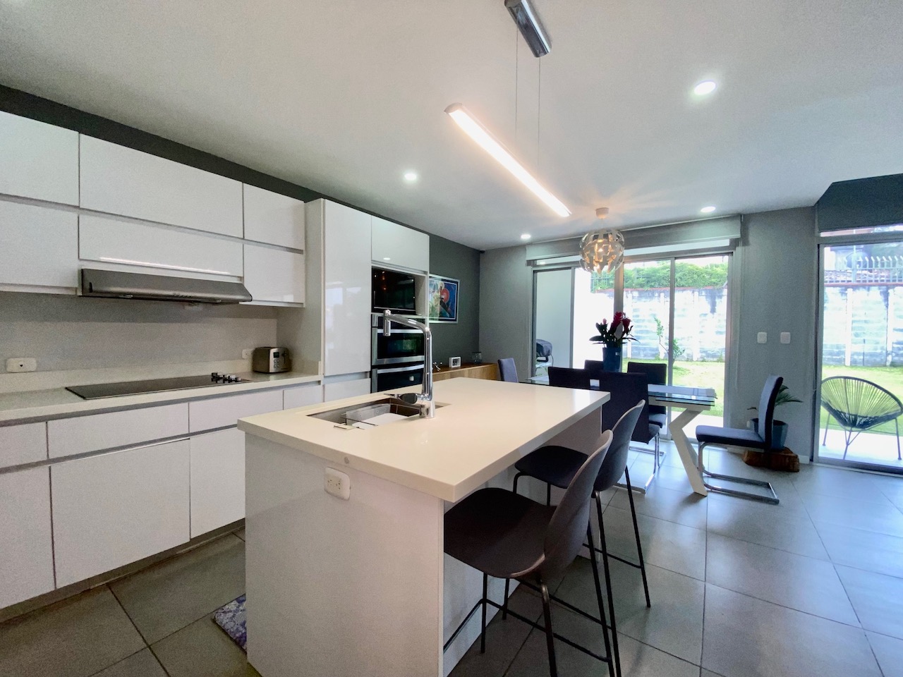 Modern House in Condominium - Pozos — photo 8 of 10