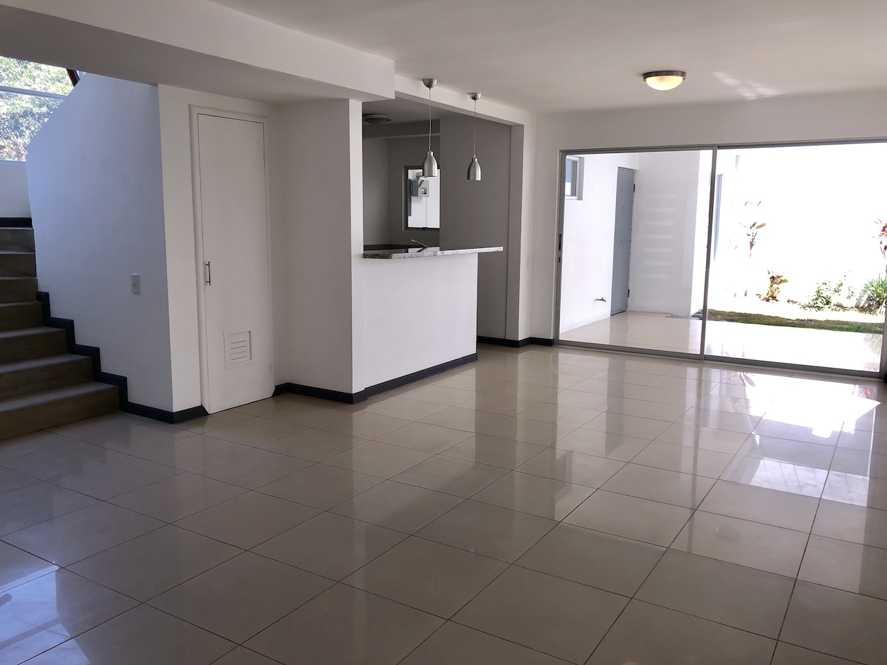 Sale of House in Condominium in Brazil of Santa Ana, San José, Mora, Brasil de Mora, Costa Rica — foto 3 de 5