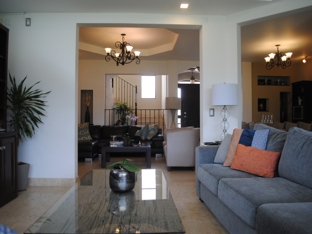 Sale of Large House in Condominium - Santo Domingo — photo 6 of 10
