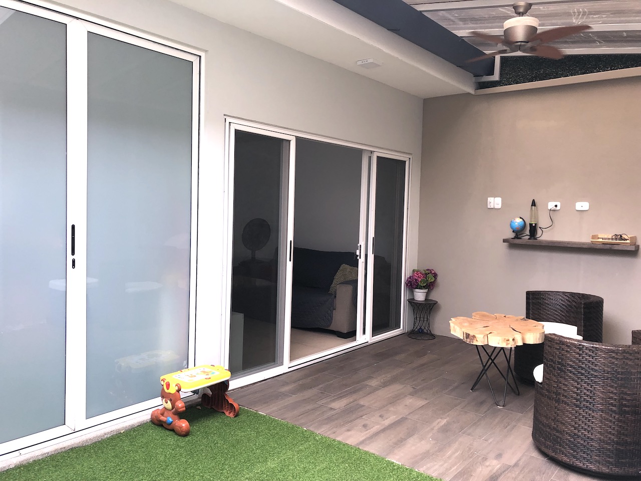 House for Sale with Appliances in Condominium-santa Ana — photo 5 of 10