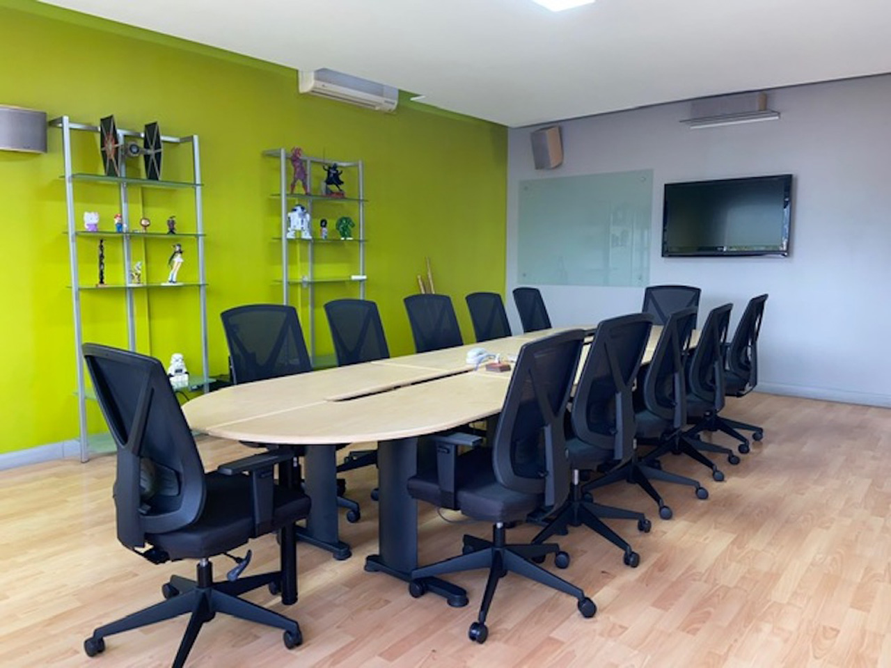 Office Building Sale - Sabana West — photo 4 of 10