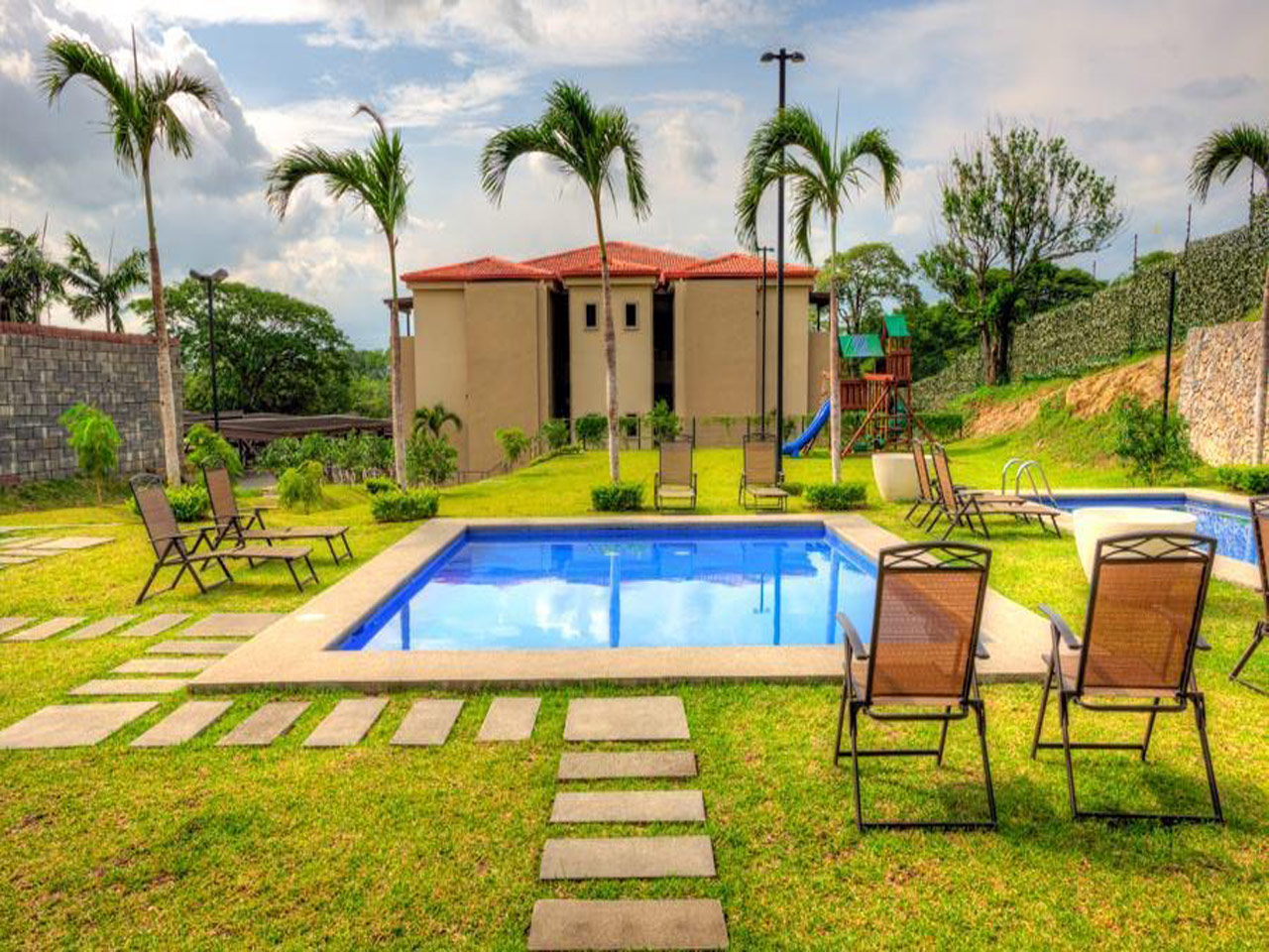 Sale of Apartment in Condominium-brazil, Santa Ana, San José, Brasil de Santa Ana, Costa Rica