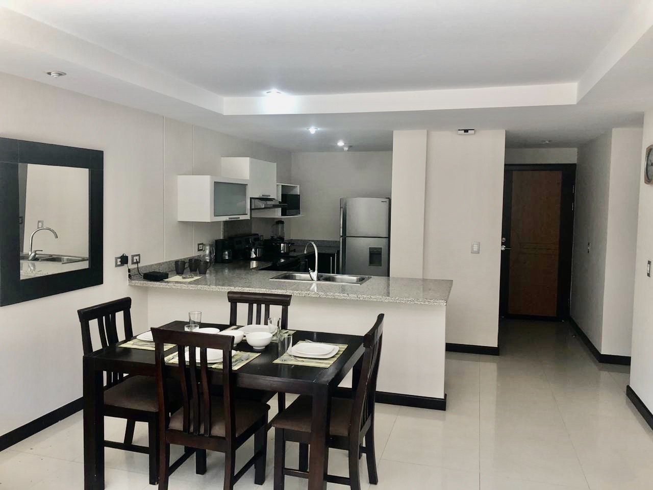 Sale of Furnished Apartment in Condo-guachipelin, Escazu, San José, San Rafael de Escazú, Guachipelin, Costa Rica — photo 4 of 5